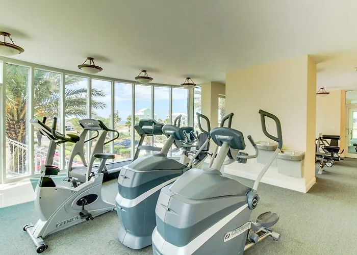 Spacious Coastal Gem With Fast Wifi Gulf Views Private Balcony & Full Kitchen Holiday home Gulf Shores