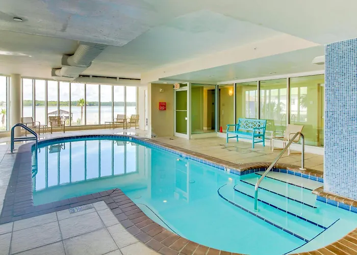 Spacious Coastal Gem With Fast Wifi Gulf Views Private Balcony & Full Kitchen Holiday home Gulf Shores